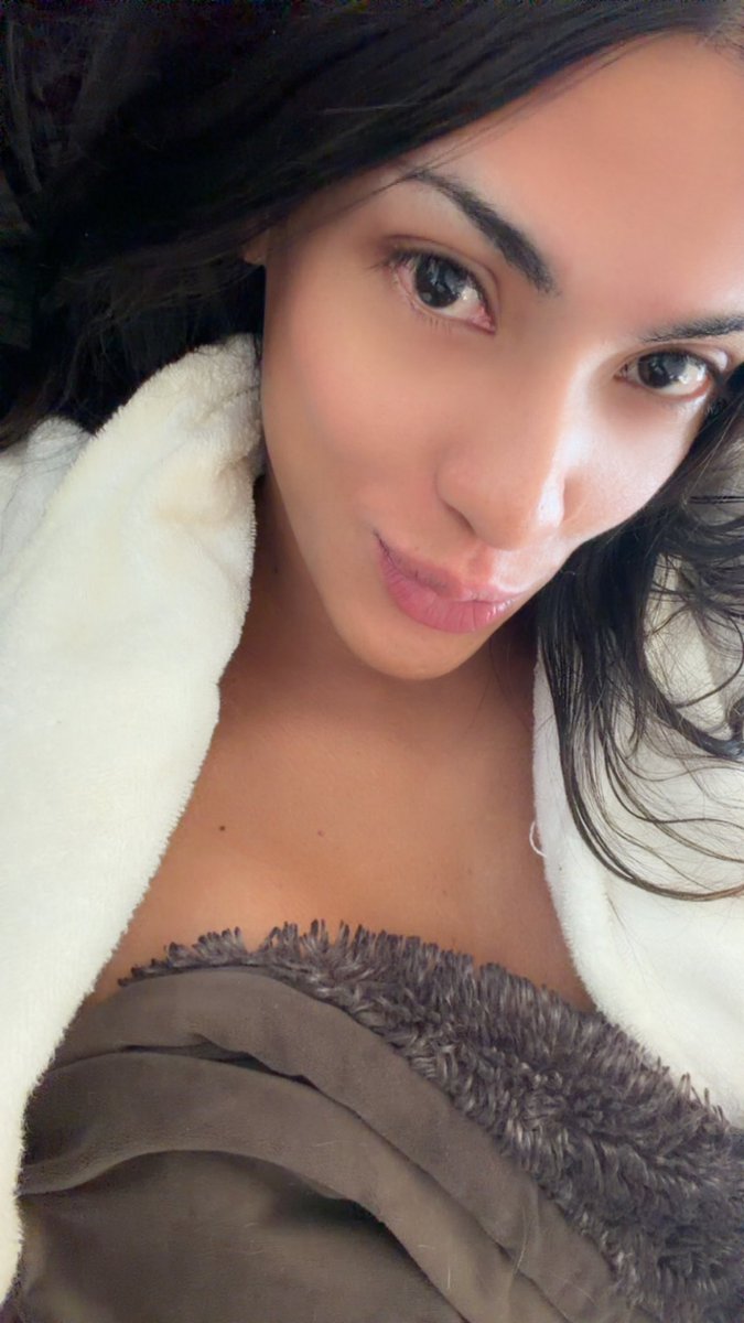 kimnat14 tweet media