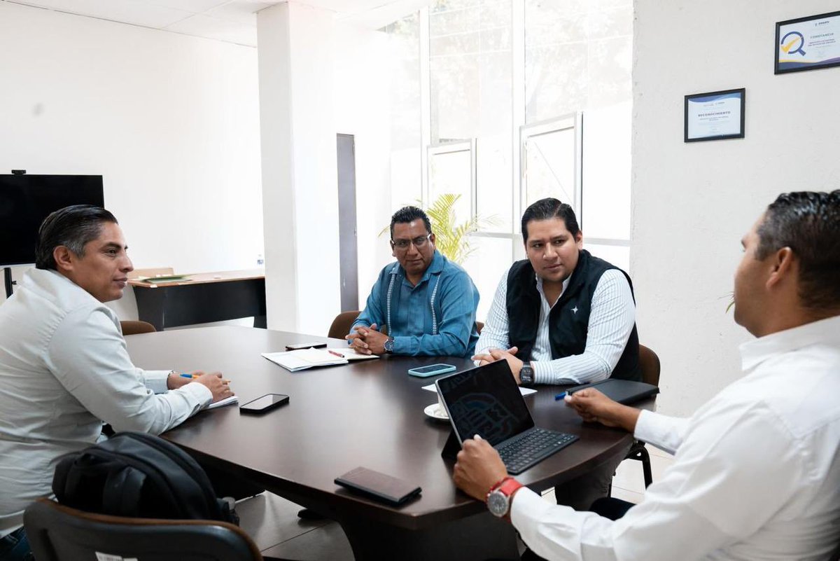 Carlos López Jarquín tweet media