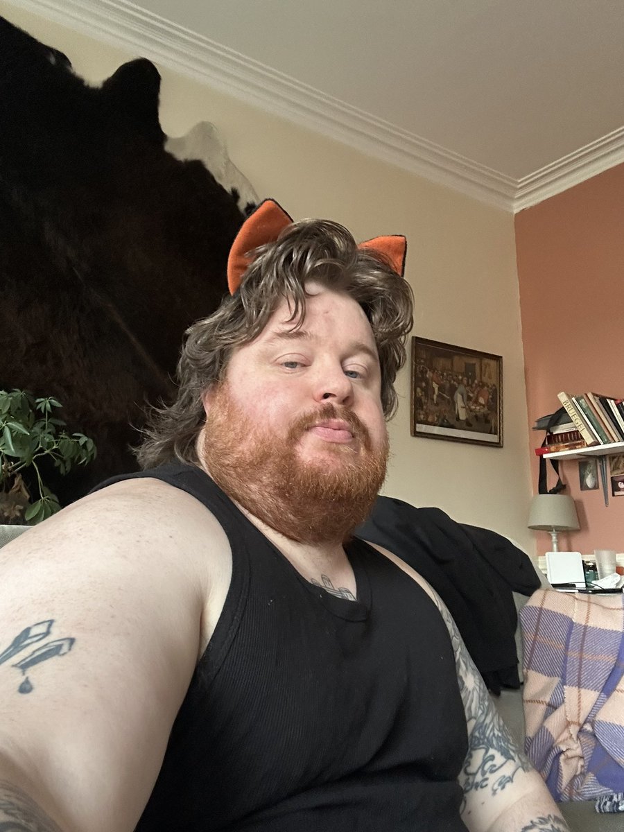 SOCKS🔗 tweet media