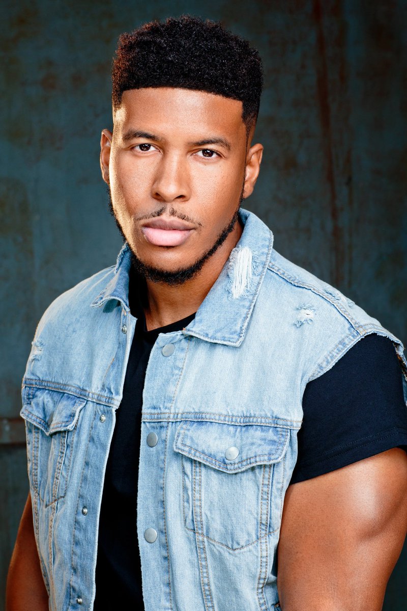 IdrawIguess tweet media