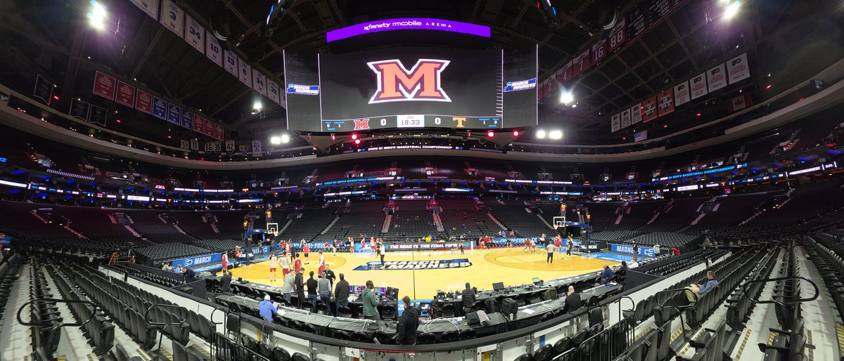 CDOG_9's tweet photo. #11 @MiamiOH_BBall vs #6 Tennessee  in the First Round https://t.co/rqJu62oKCD