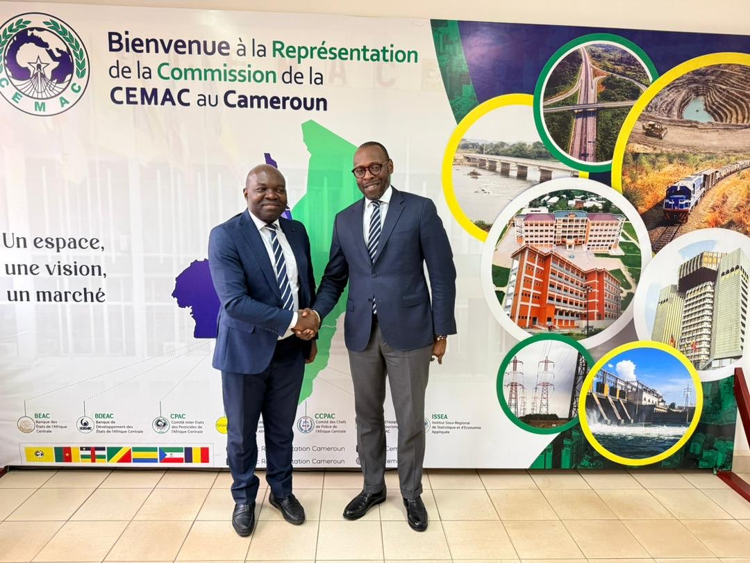 CRTV_web's tweet image. Le Représentant-Résident de l’#IAI-Cameroun, Armand Claude Abanda, reçu par le Représentant Résident de la #CEMAC au Cameroun le 17 mars 2026.