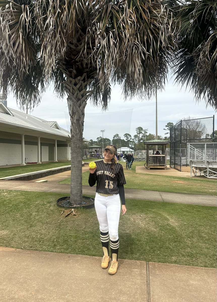 Katie Grace Lowery tweet media
