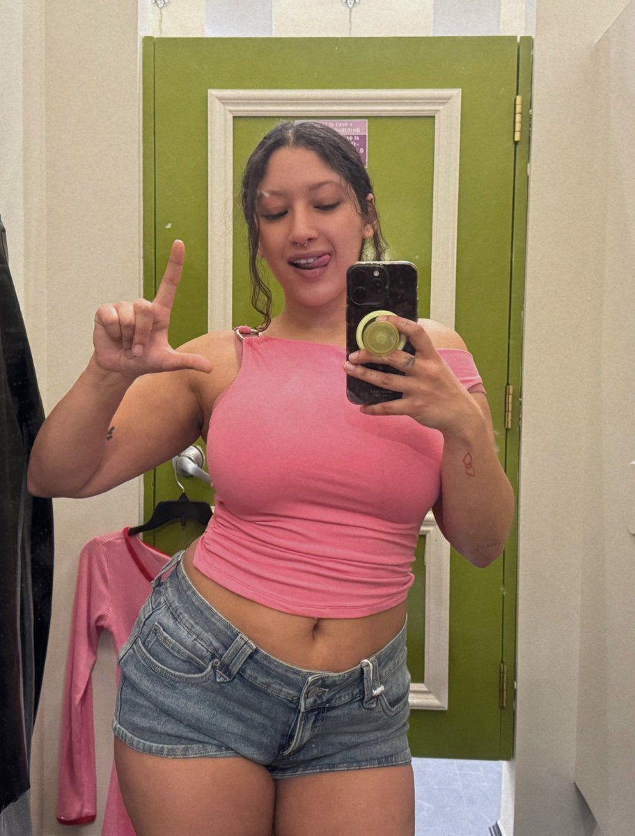 goddess juliana ༄˖°.🪐.ೃ࿔* findom tweet media