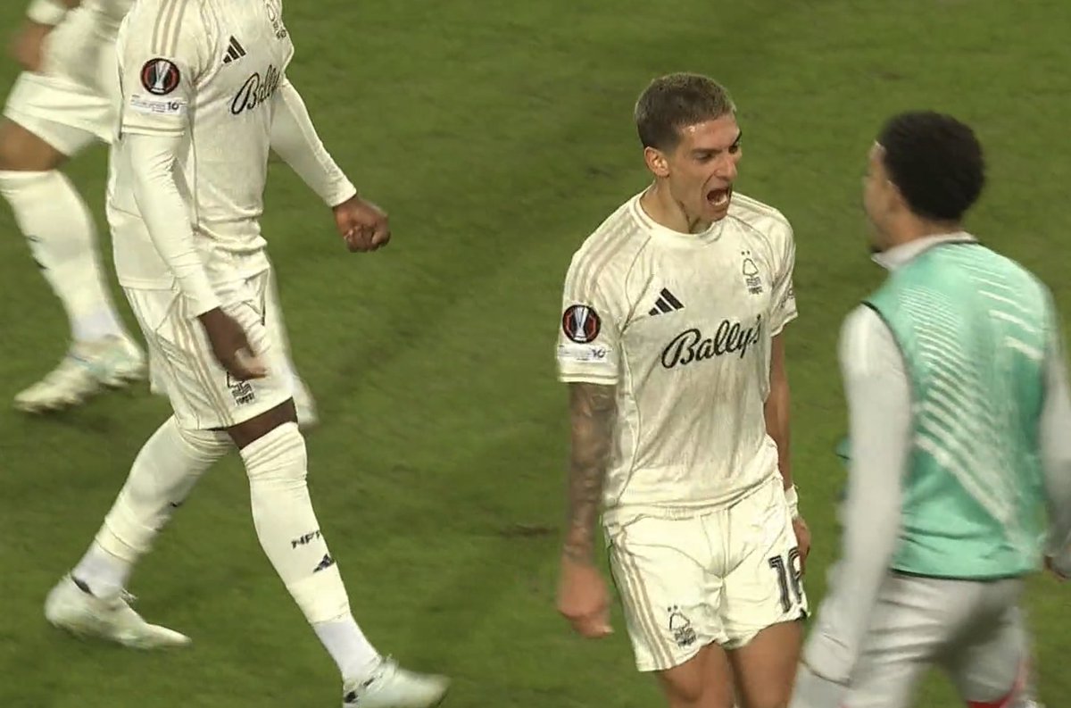 The Touchline | 𝐓 tweet media