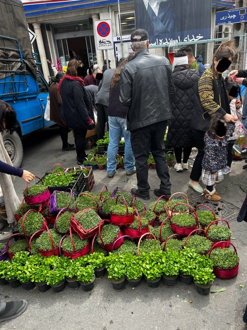 Living in Tehran (LiT) tweet media