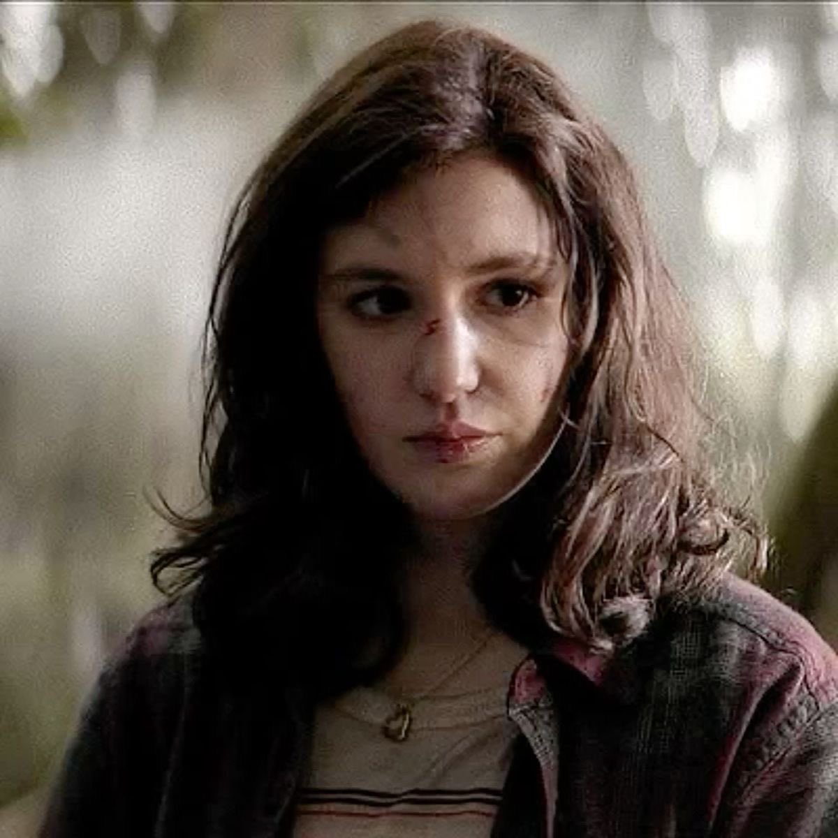 syd🐝 crashtos hq tweet media