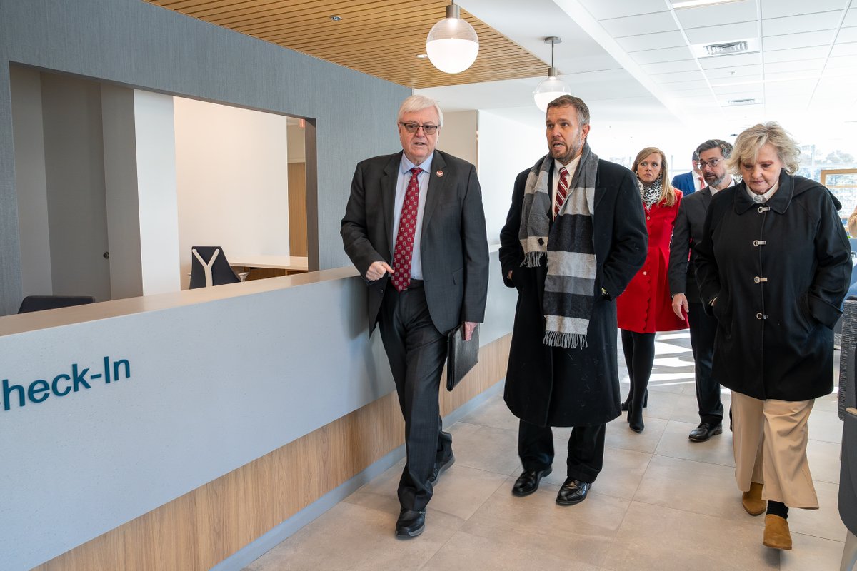 RichlandSC's tweet photo. The @USCBrainHealth Center opened Wednesday on @UofSC's Health Sciences campus in downtown Columbia. With the state’s only 7-Tesla MRI scanner, diverse therapies + more, the center aims to provide cognitive care statewide.

More info: https://t.co/xp22l5EPcc.

#RichlandCountySC https://t.co/mRFvzoh3z7