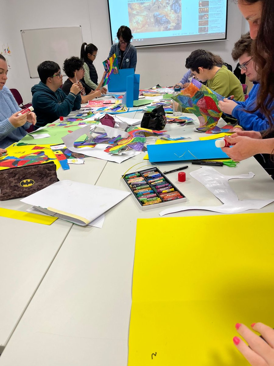 Título Propio TAEC UMA tweet media