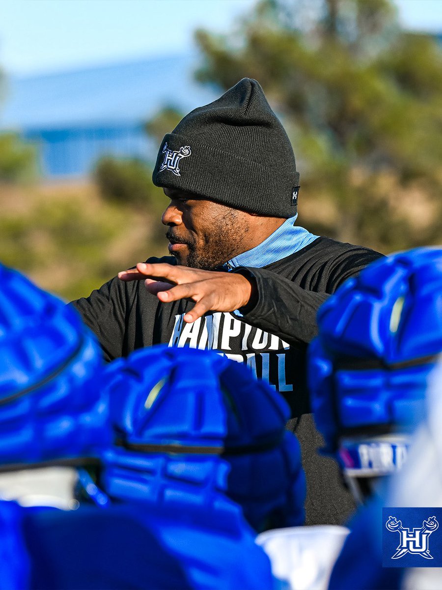 Hampton Pirates Football tweet media