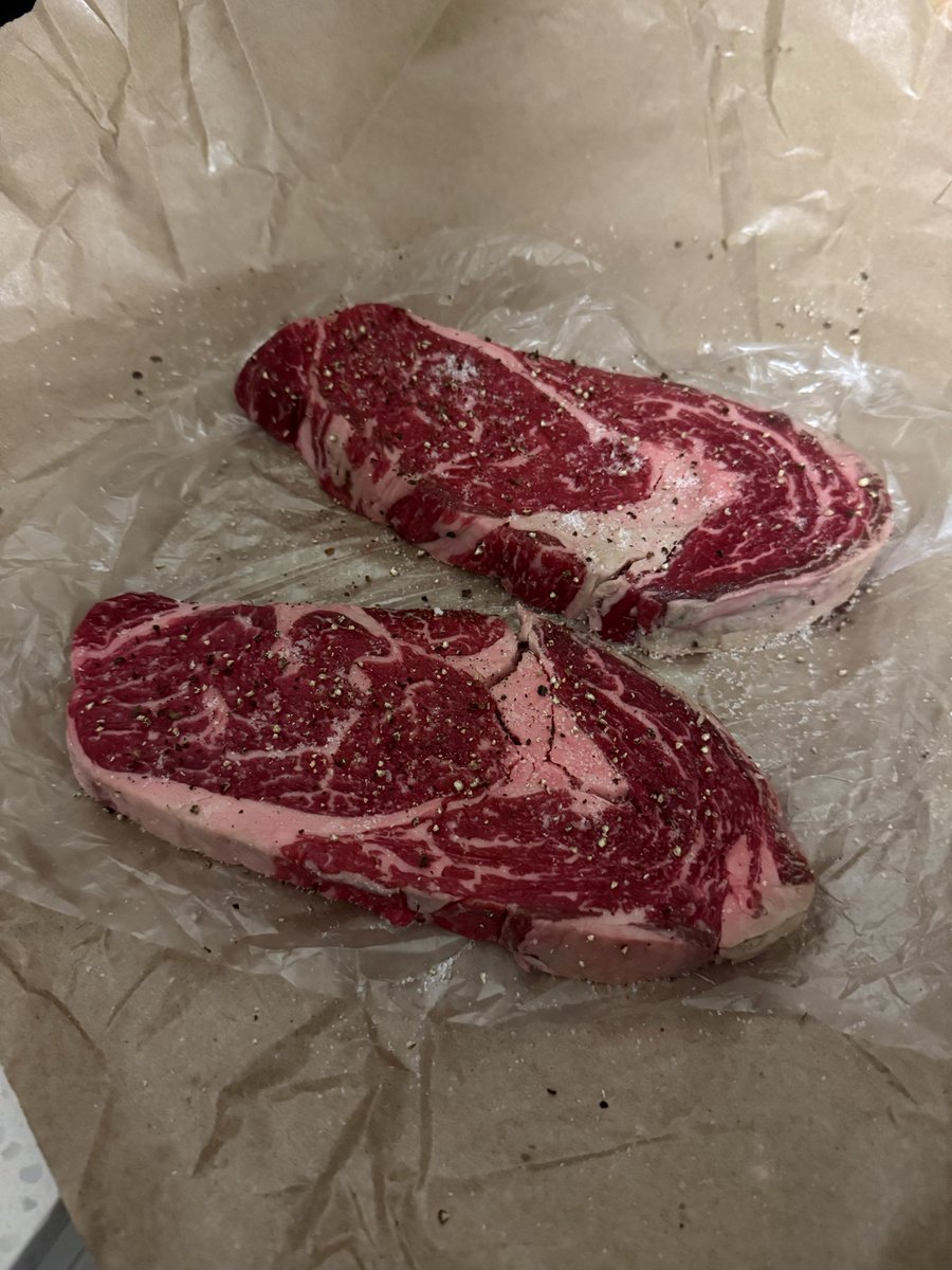 GslukeDFS tweet media