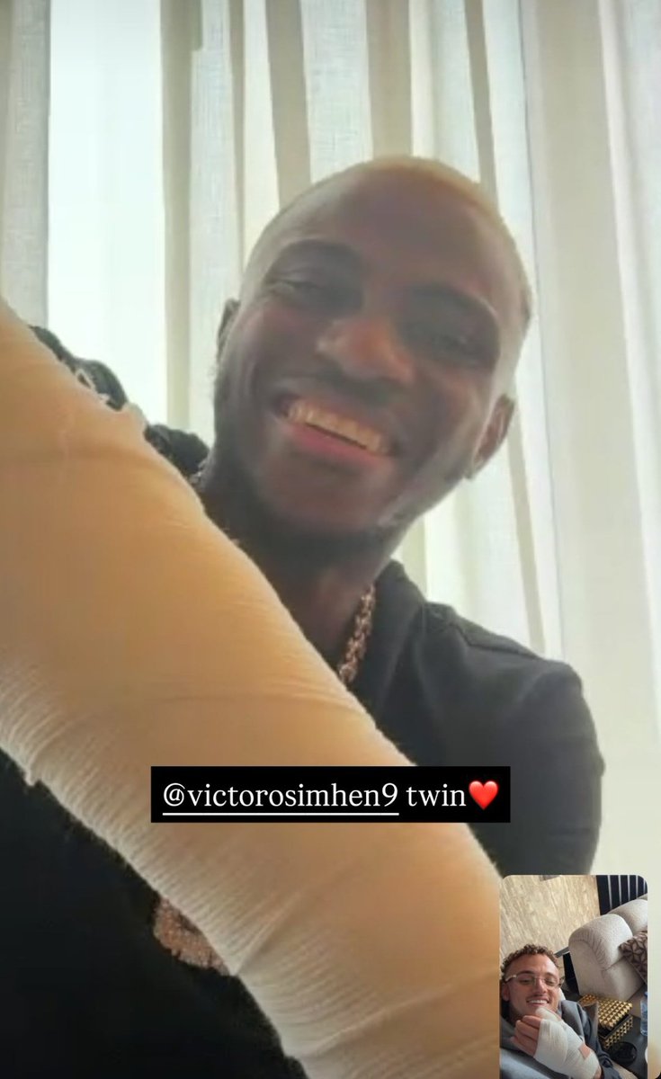 Sarah💛❤️ tweet media