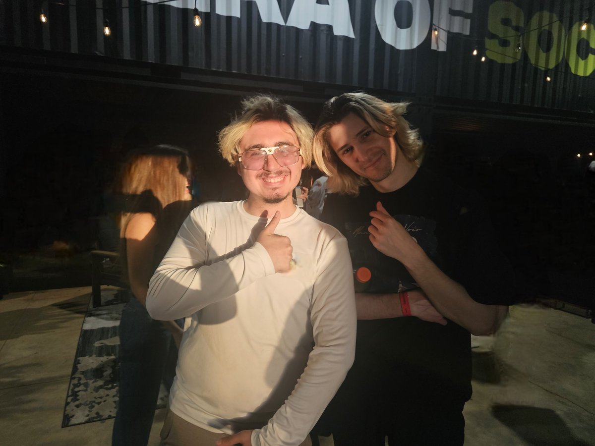 Hispanic! at the Disco tweet media