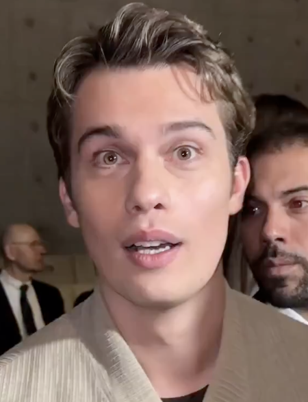 hel 🗡️ tweet media