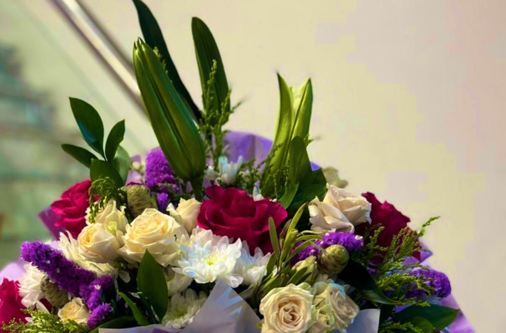 أسماء tweet media