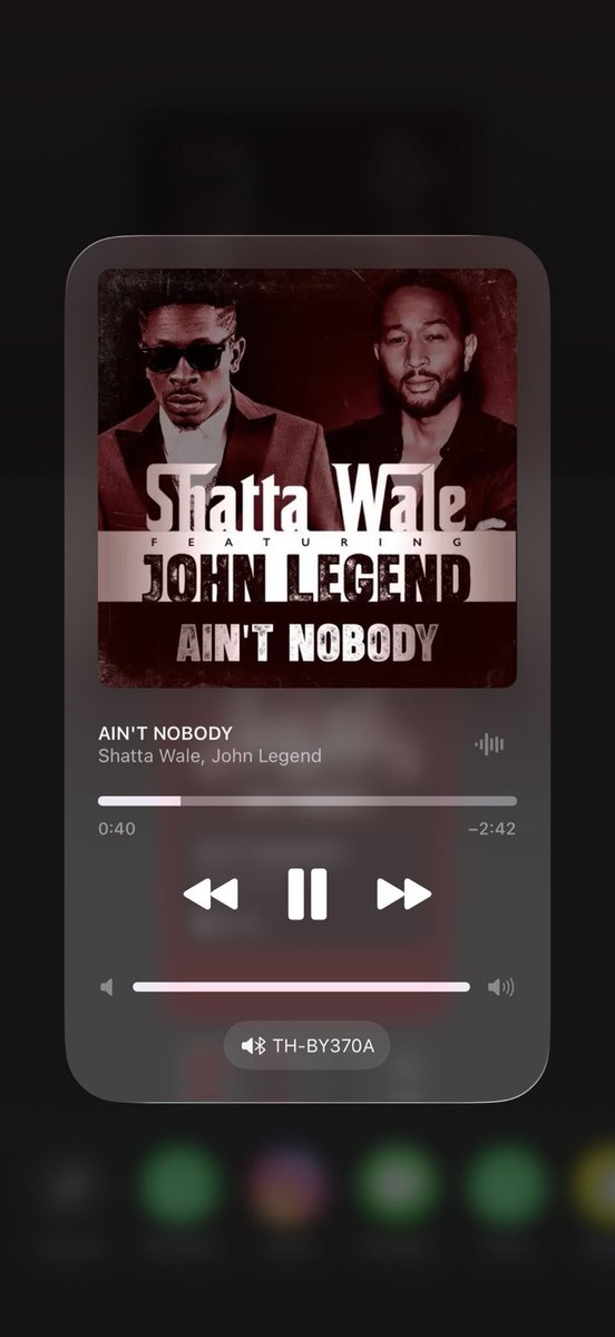 Nahh..!! Shatta Wale is who he thinks he is. Whaaaaat…!! The song 🎶 is🔥🔥 Grammy is coming home, Walahi 😭🙏🏾