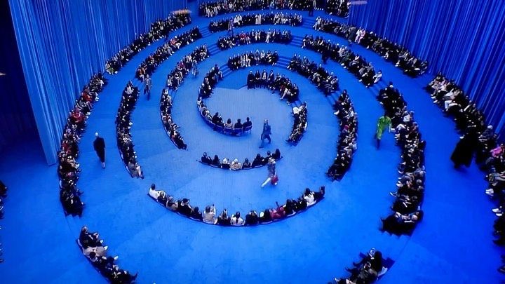 Cecil 🐝 tweet media