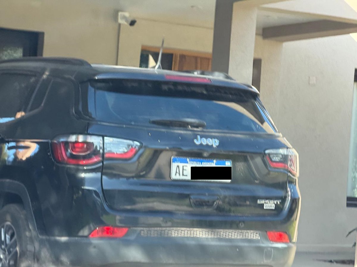 Un Dólar tweet media