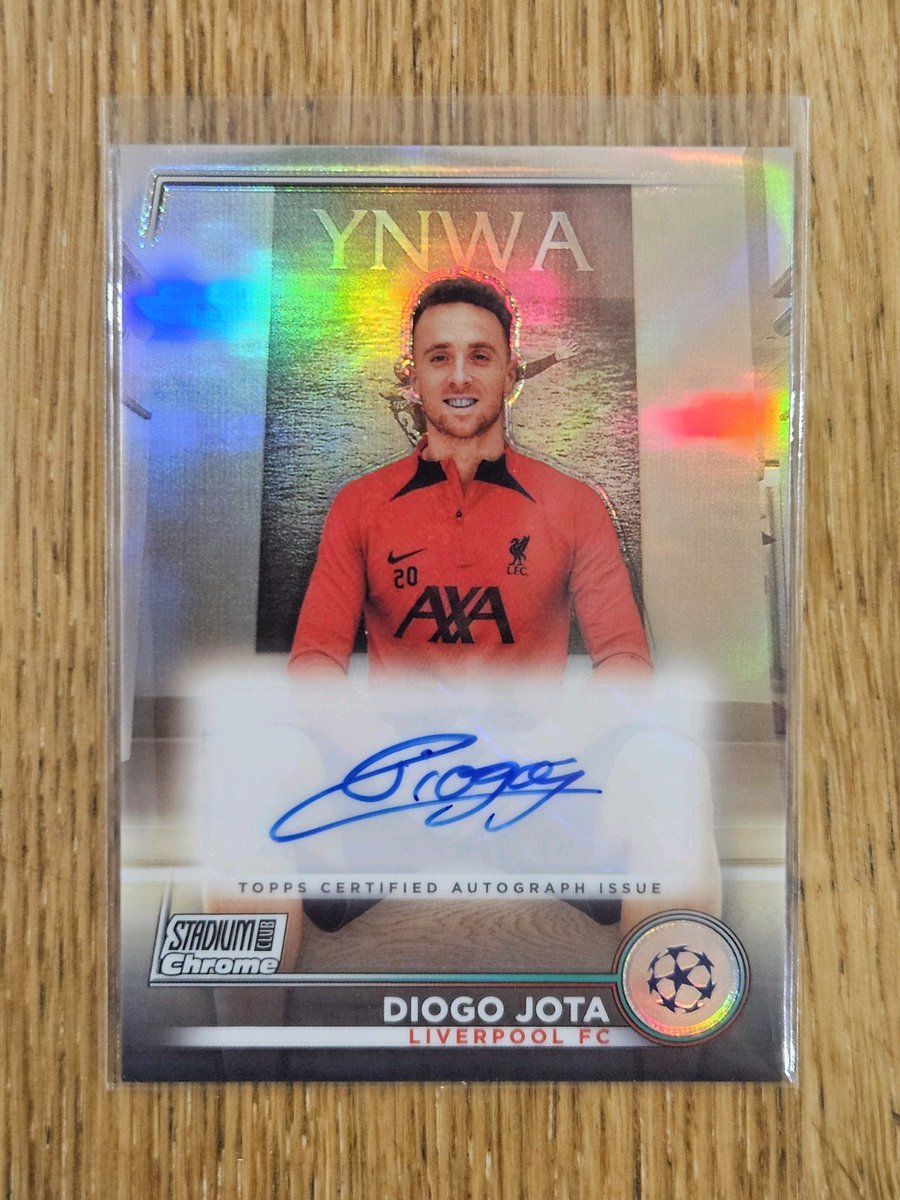 Diogo Jota AUTO 2022-23 Topps Stadium Club Chrome UEFA Autograph