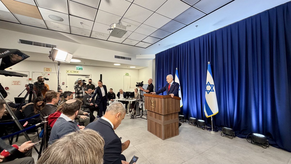 Zach Anders tweet media