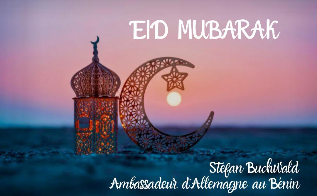 AmbAllBenin's tweet photo. #AïdElFitr 🌙
Je souhaite à toute la communauté musulmane du Bénin 🇧🇯 et du monde 🌍 entier, un Aïd al-Fitr joyeux, béni et paisible ☪️

✨Que ce moment privilégié vous apporte joie, paix et bonheur, ainsi qu’à vos proches !

! كل عام و أنتم بخير

#EidMubarak https://t.co/Dvtj71SbRX
