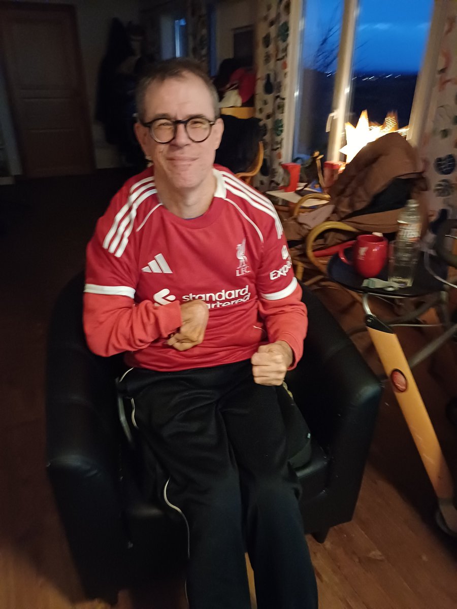 #RIPDiogoJota #Retire20 🇺🇦 #OrebroStrong tweet media