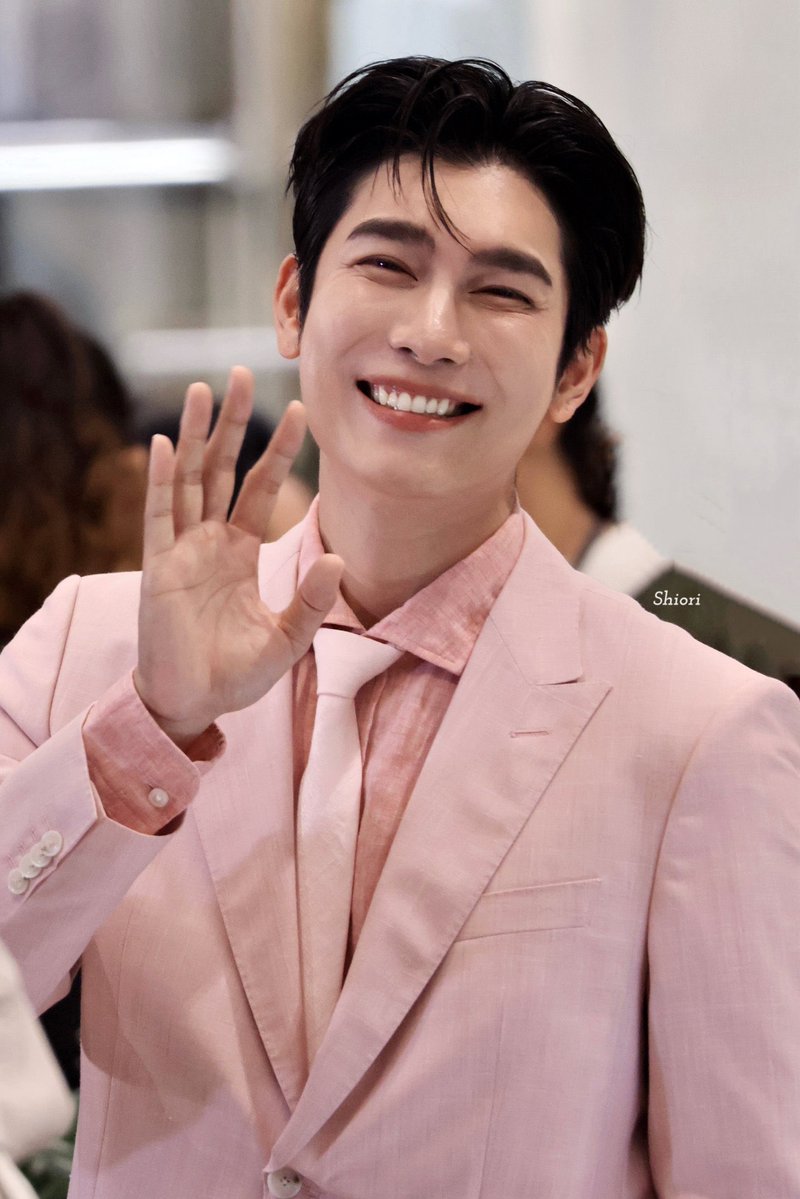 𝒩𝐼𝒞𝒦𝒴 ☀️(𝑀𝐸𝒲𝐿𝐼𝒪𝒩) ของพี่มิว❤️🐼 tweet media