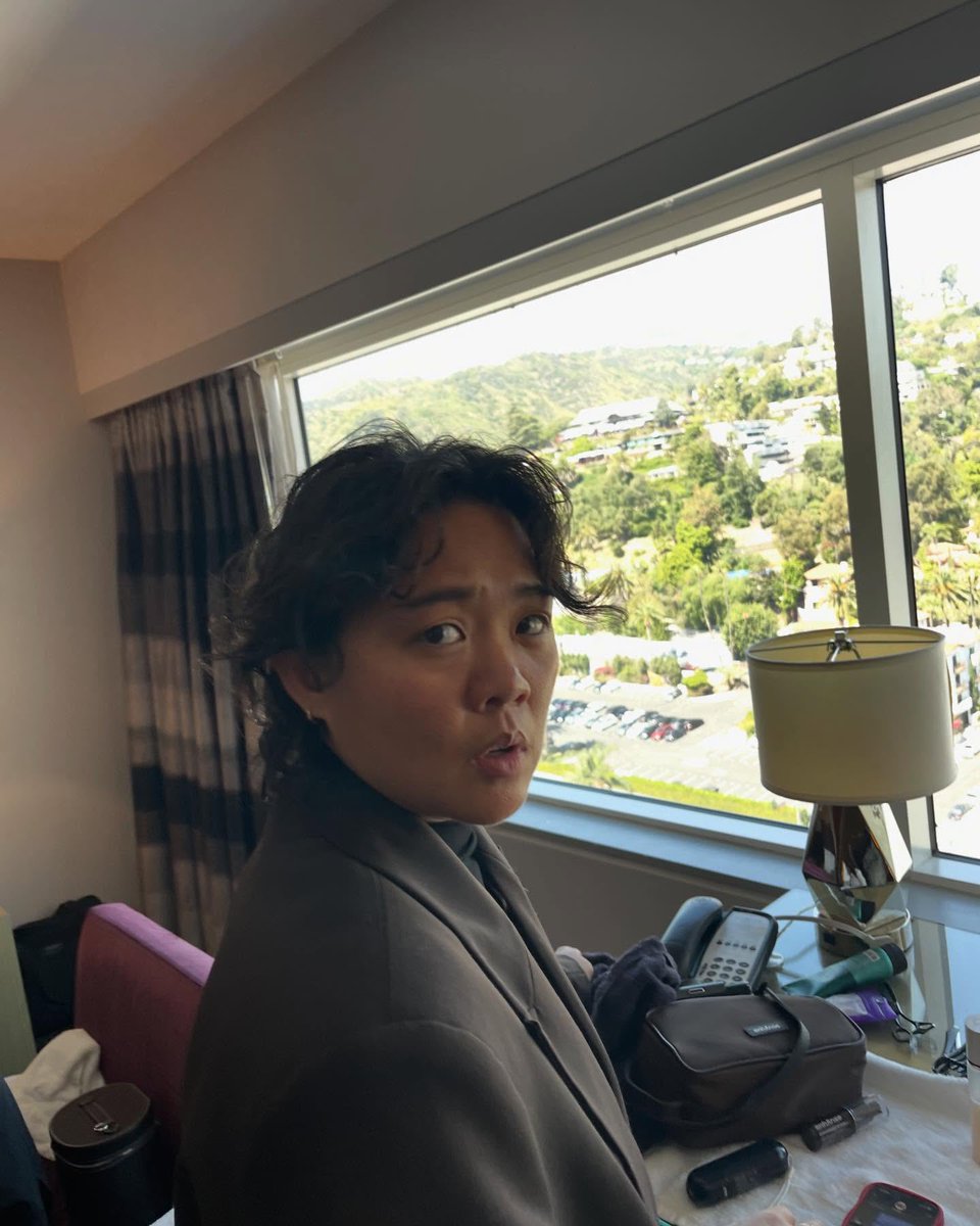 Heated Rivalry Europe tweet media