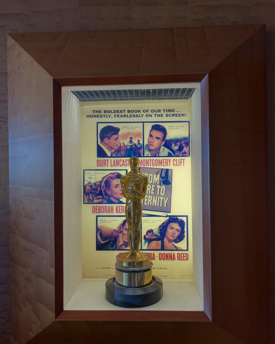 Heated Rivalry Europe tweet media