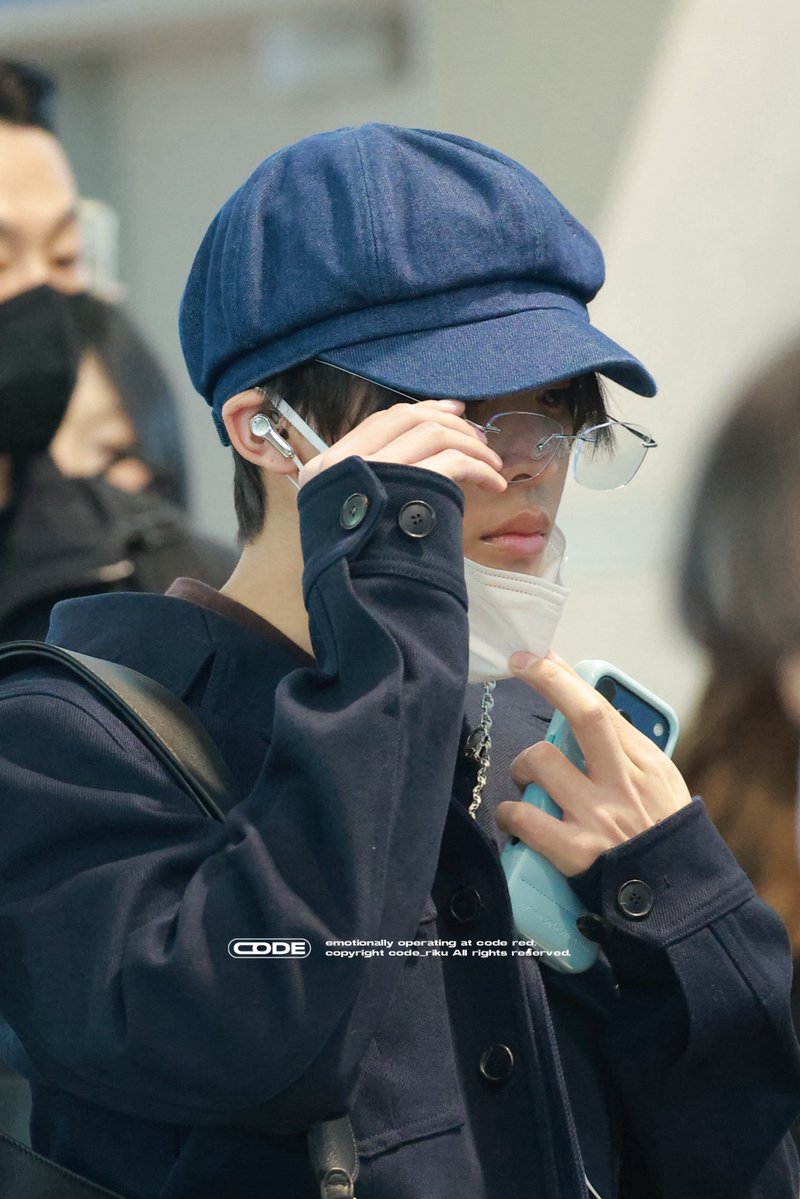 𝗰𝗼𝗱𝗲 tweet media