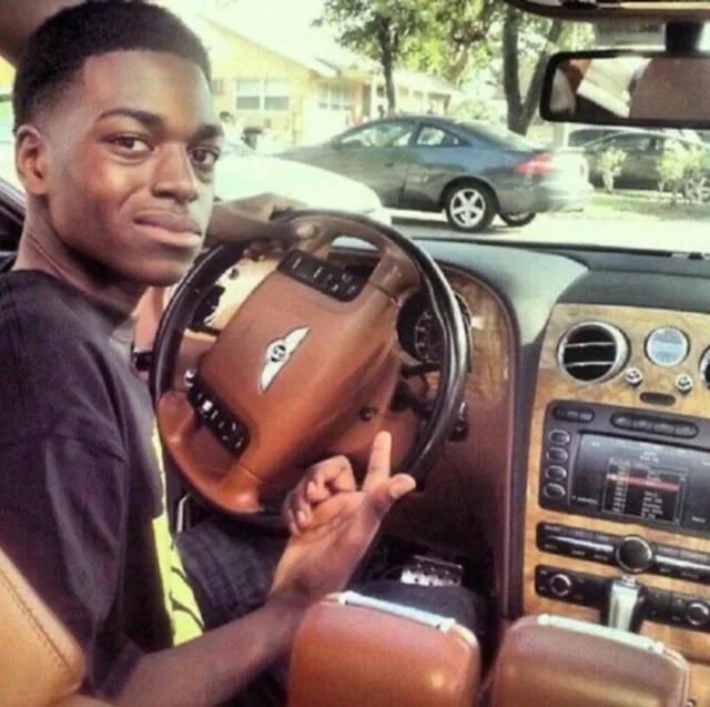 Cris Strider tweet media