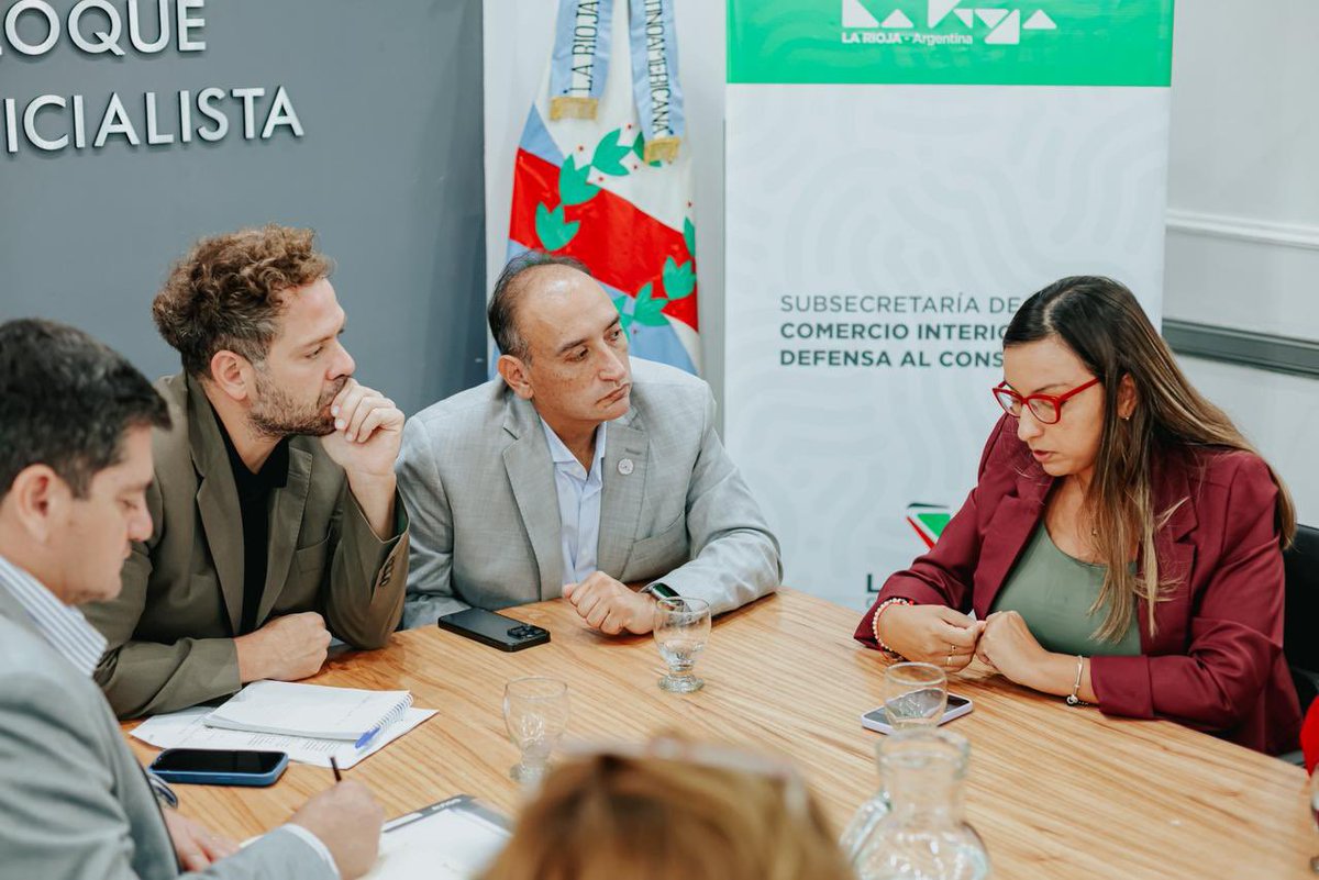 Subsec. Comercio Interior y Defensa al Consumidor tweet media