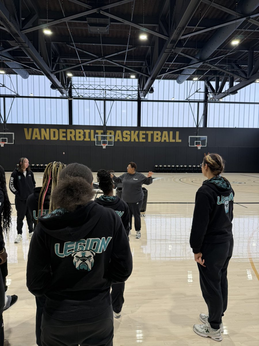 Elizabeth Pittman tweet media