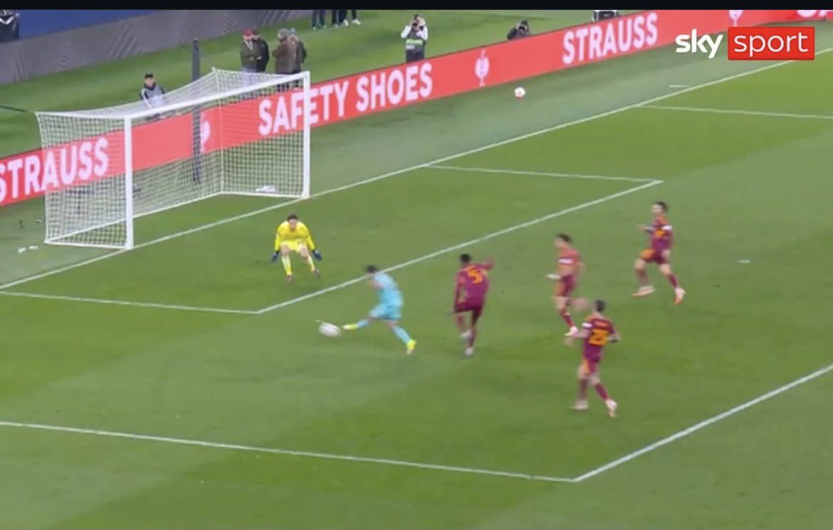 Noslin Till Brooklyn🚬 tweet media