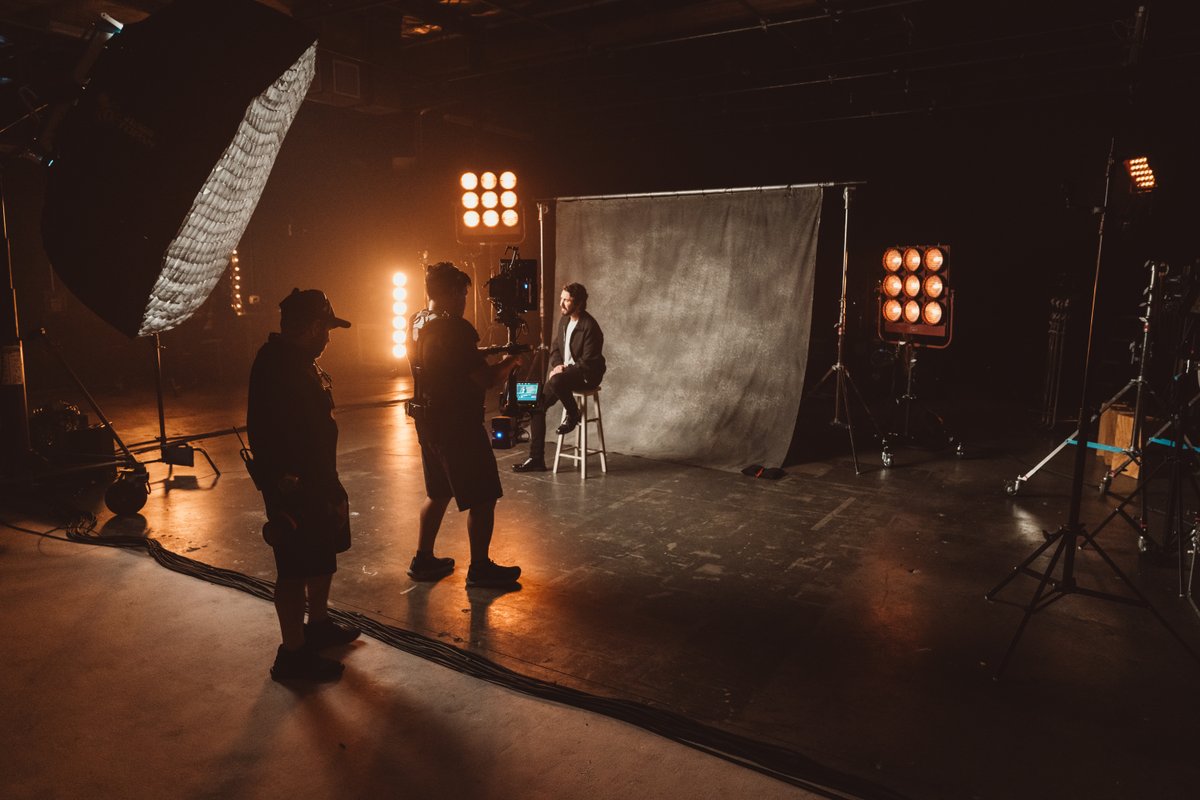 josh groban tweet media