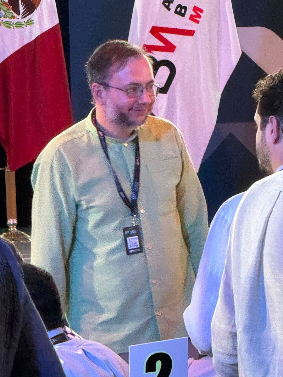 Lourdes mendoza tweet media