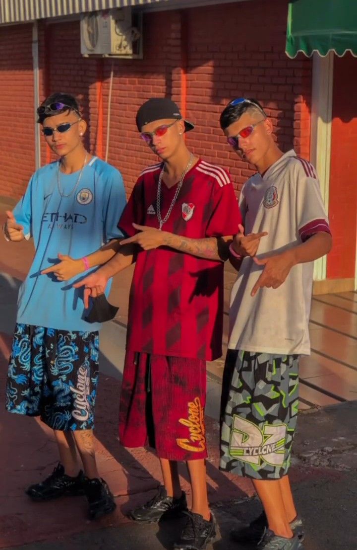 anonymous tweet media