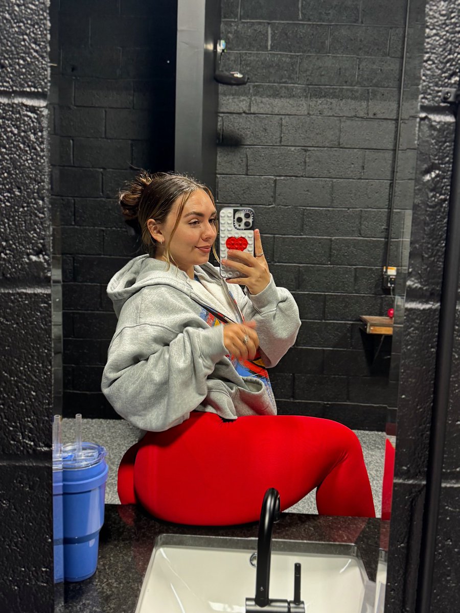 Nancy bella tweet media