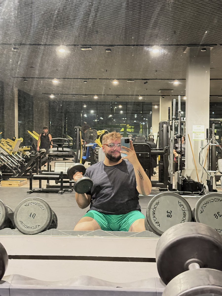 𖦹 cris 𖦹 tweet media