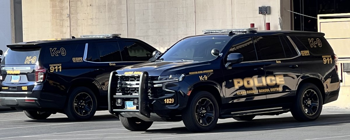 AdoptACopNV's tweet photo. Community Connect had the honor to share some fun times with CCSD - Clark County School District Police K-9 Annual Training. Thanks for what you do for our School District :-) https://t.co/k2nxM6lzgu