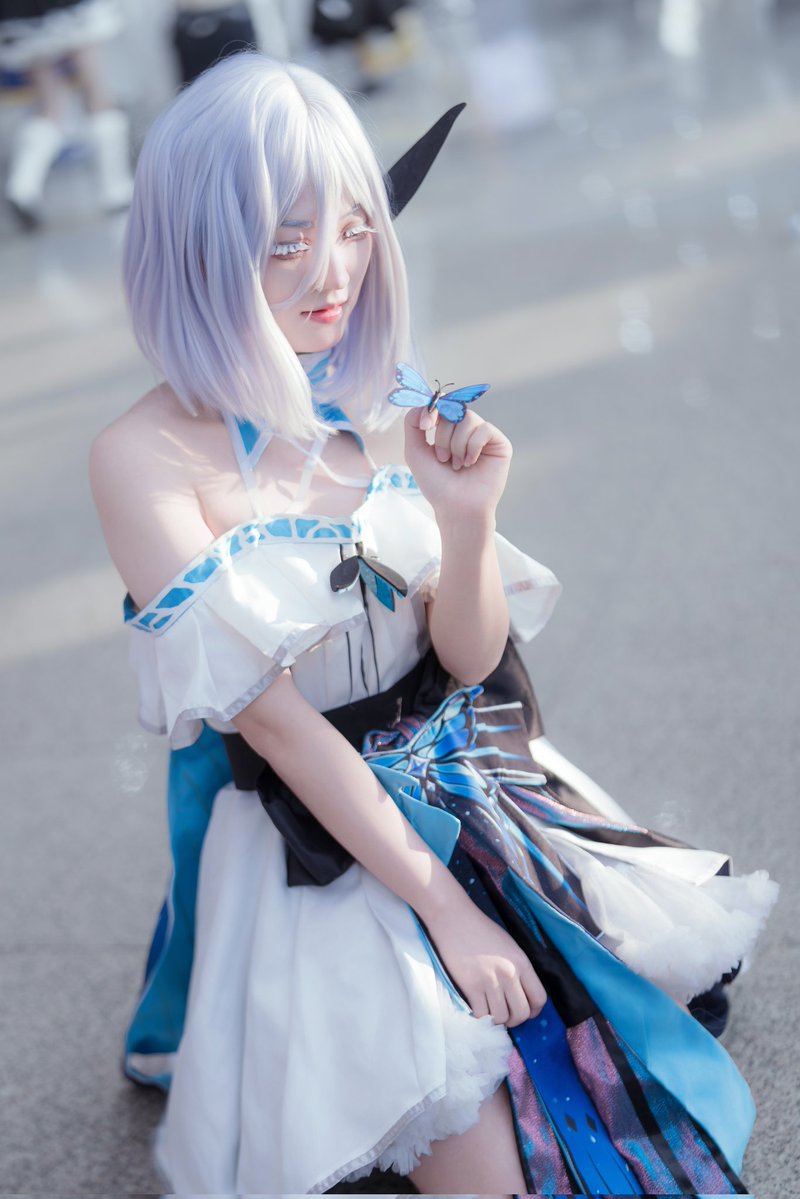 이리(3월 서울코믹 양일-바냐) tweet media