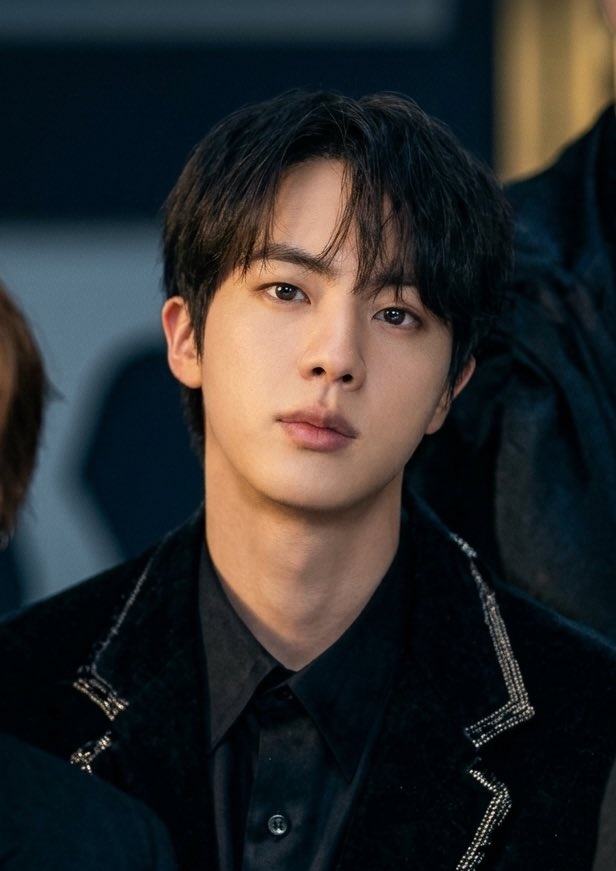 Jun🌕Moon🌛☆.𖤣𖥧⋆* tweet media