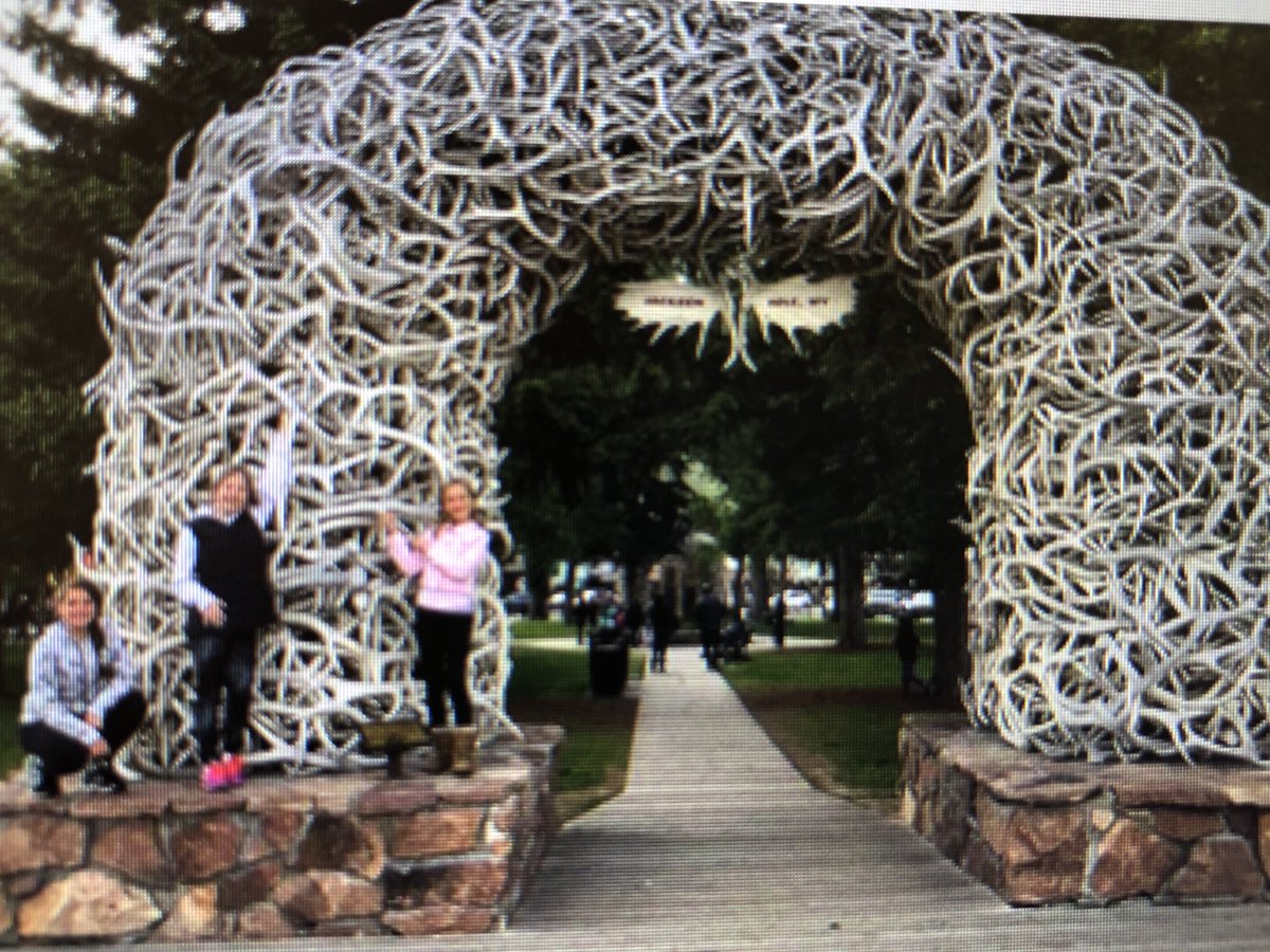 Liquidlaugh tweet media