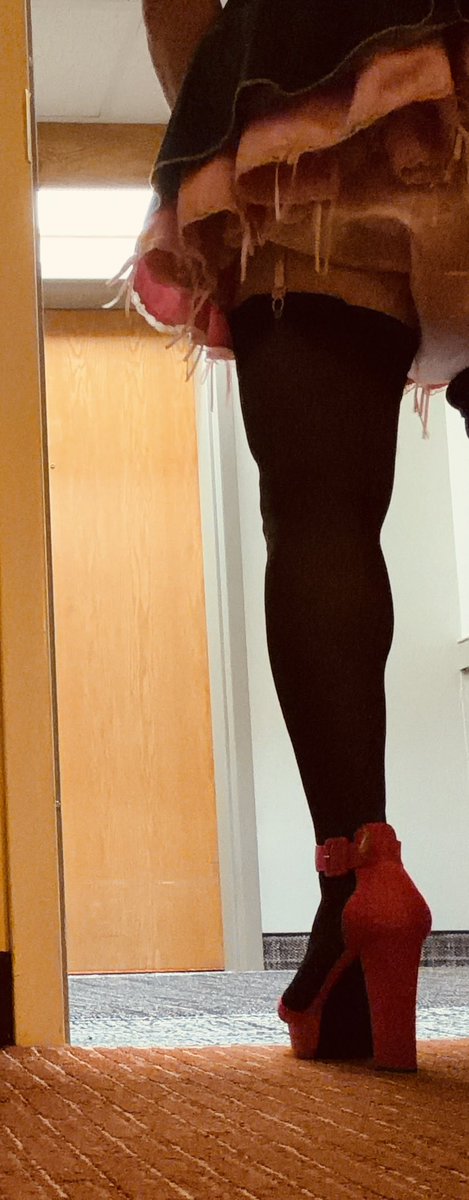 Mistress DJ tweet media