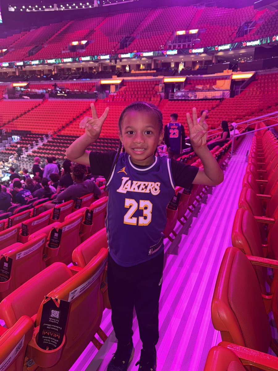 Retro Ready   tweet media