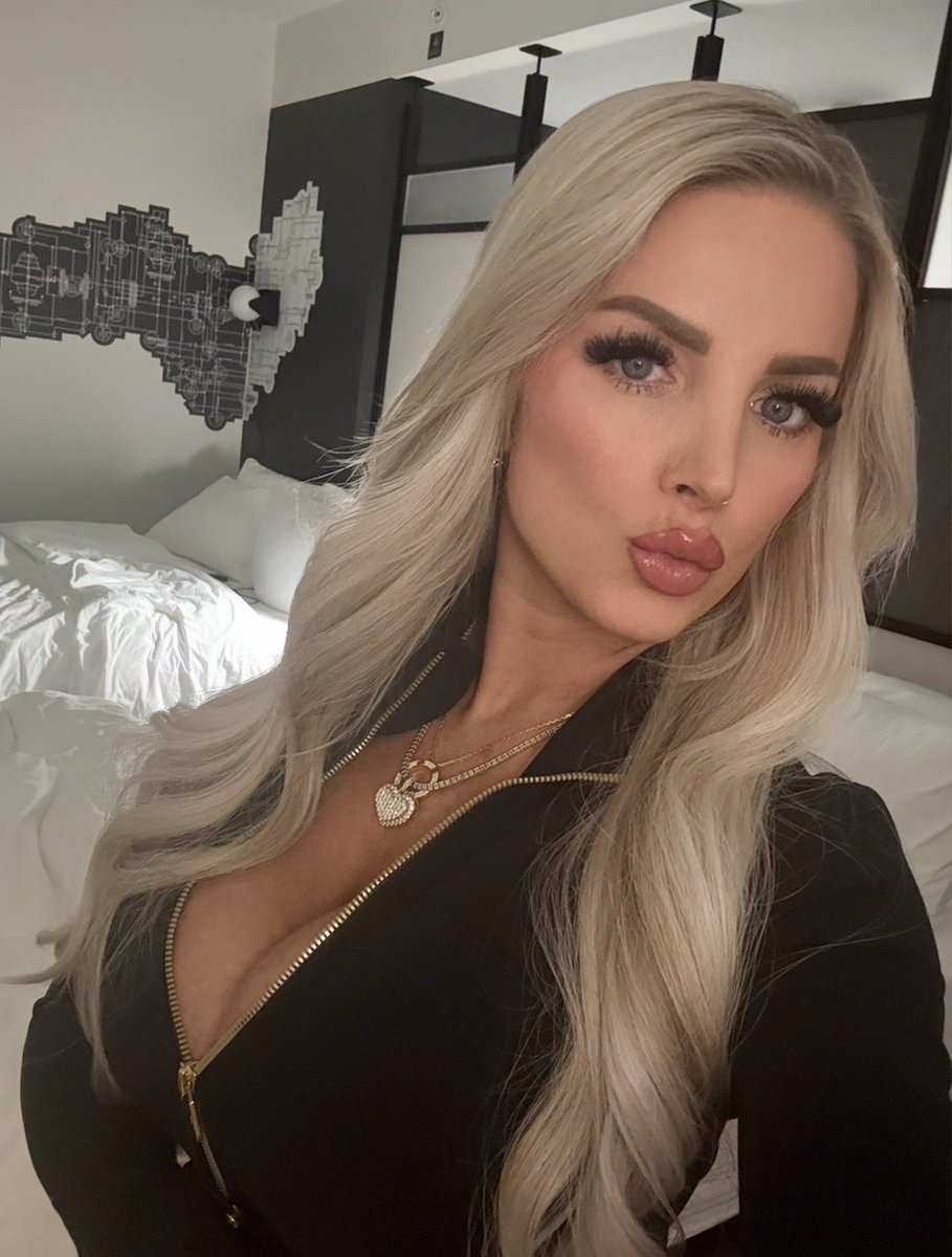 Exclusive Courtney/ Top rated 🛩🌍🥂💋 tweet media