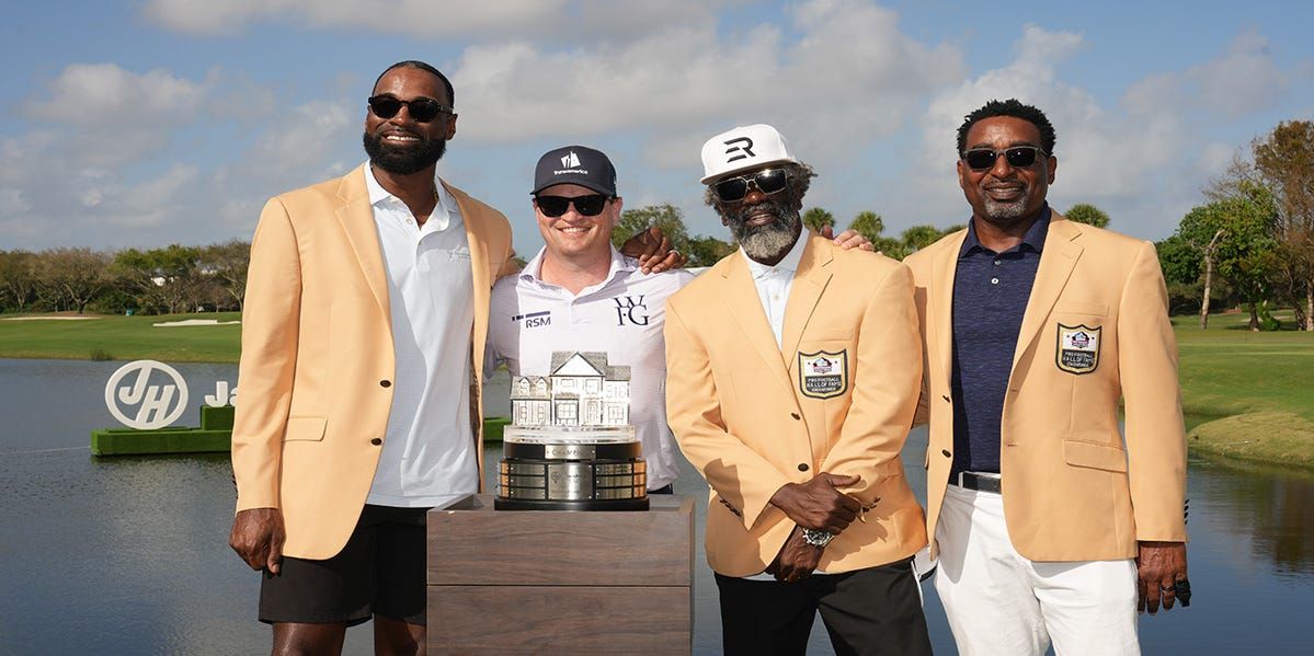 Golfweek tweet media