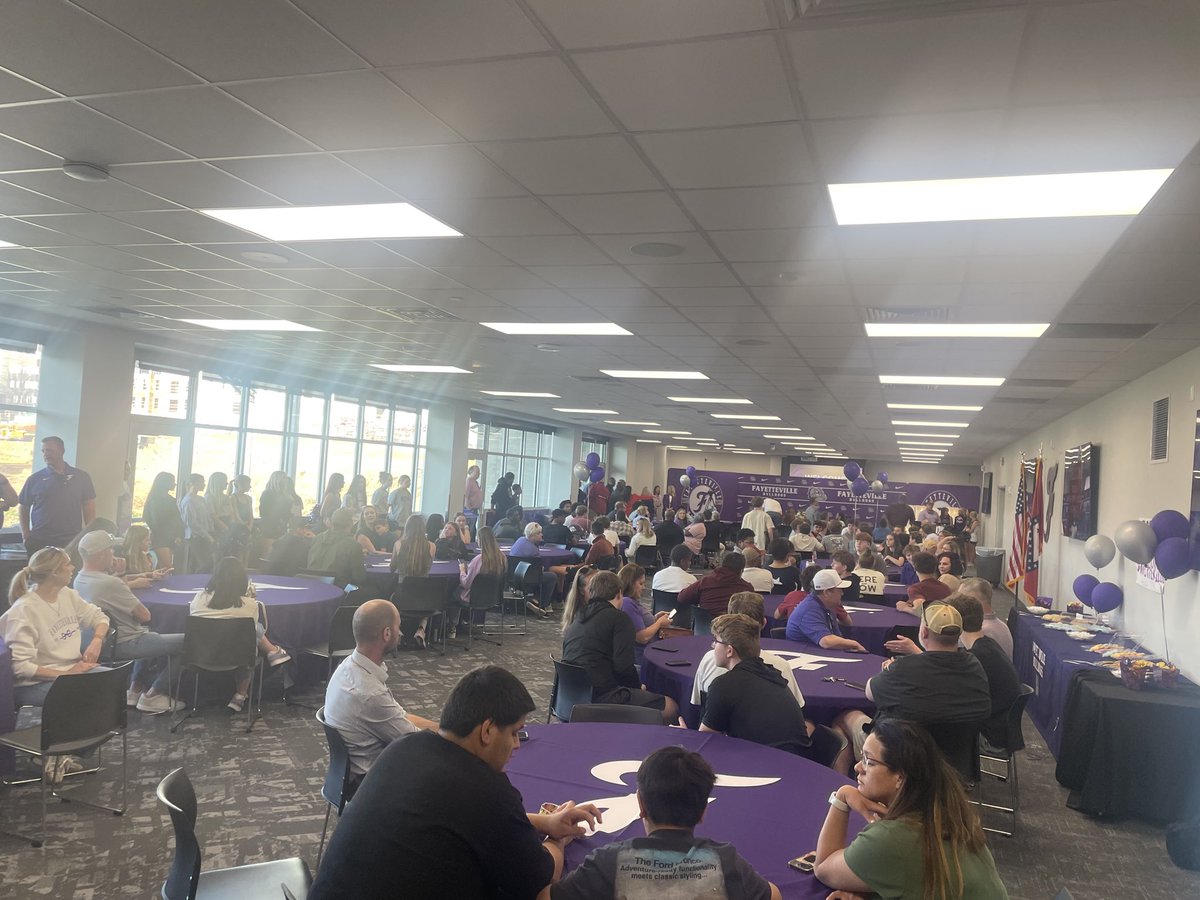 Fayetteville FBall tweet media