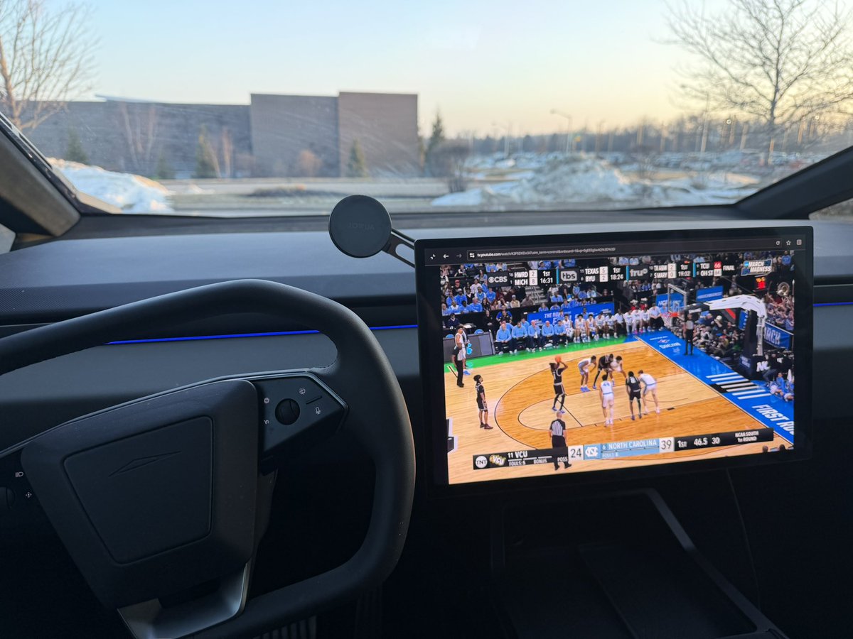 Scott Dembraski tweet media