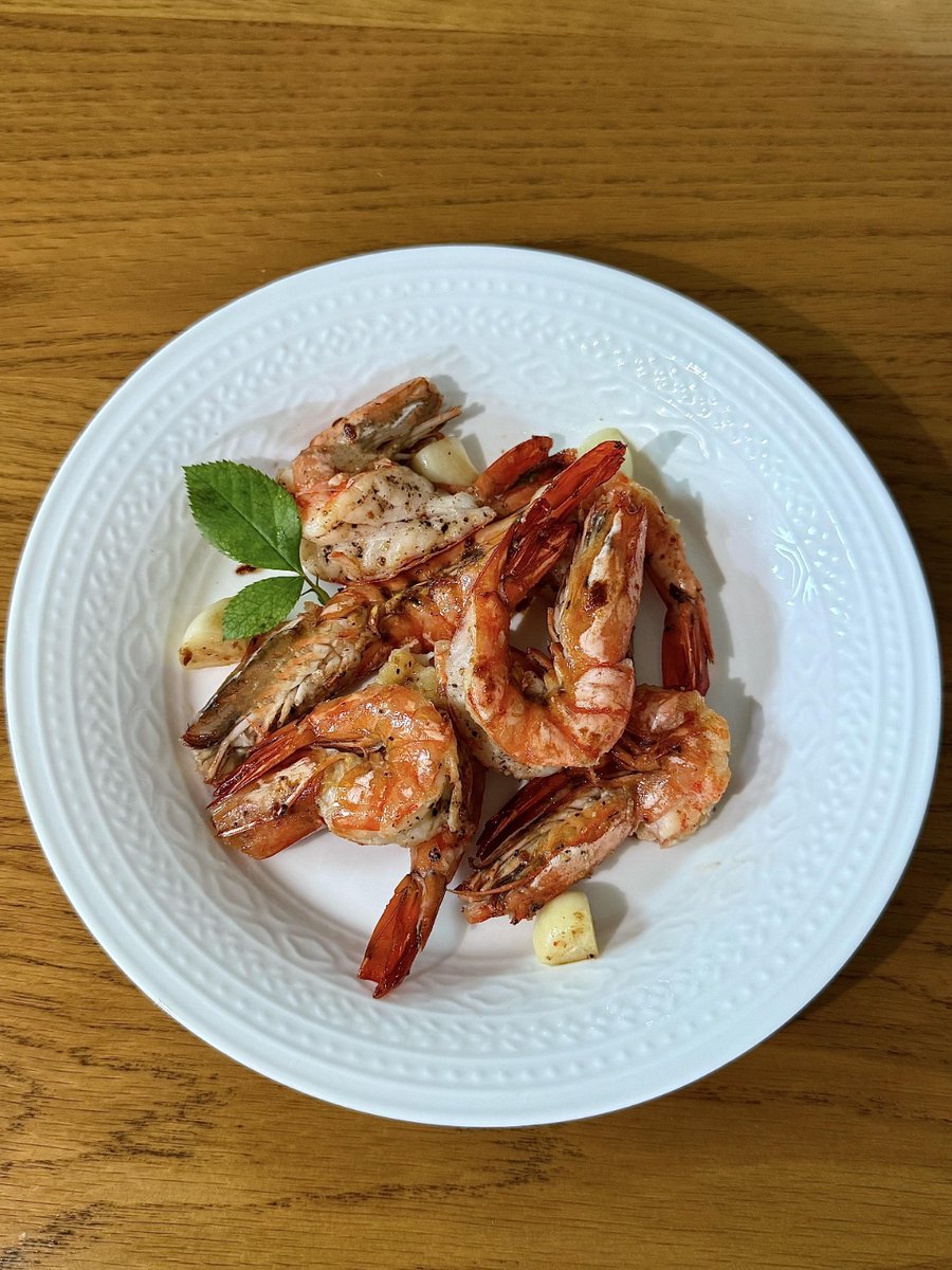 markeljan tweet media